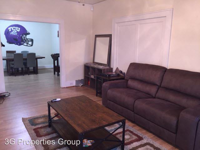 2605 S University Dr - Photo 3 of 5