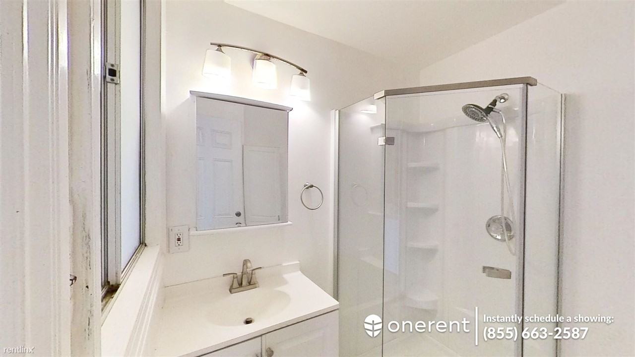 262 Valencia Ave - Photo 3 of 11