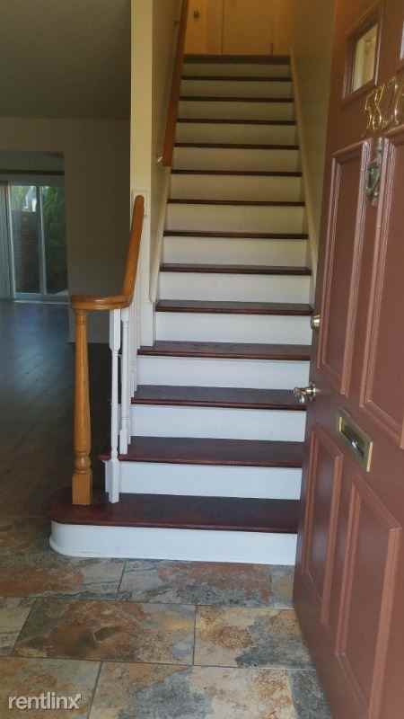 5826 Spotswood Dr - Photo 2 of 17