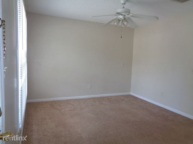 313 Ridge Ave - Photo 3 of 11