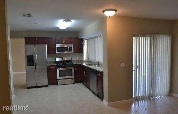 9751 NW 24th St - Photo 2 of 9