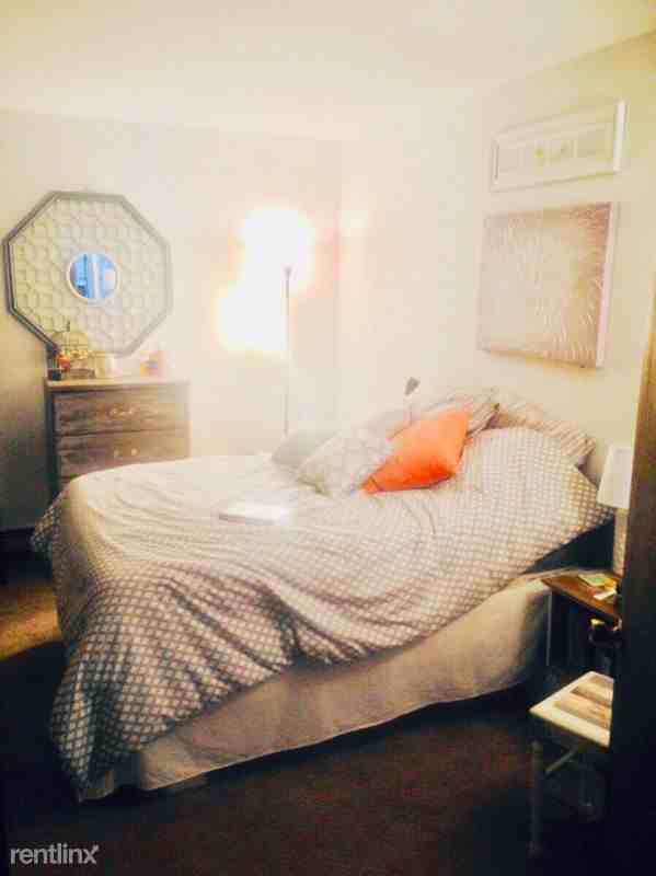 72 Mt Pleasant Ave - Photo 2 of 4