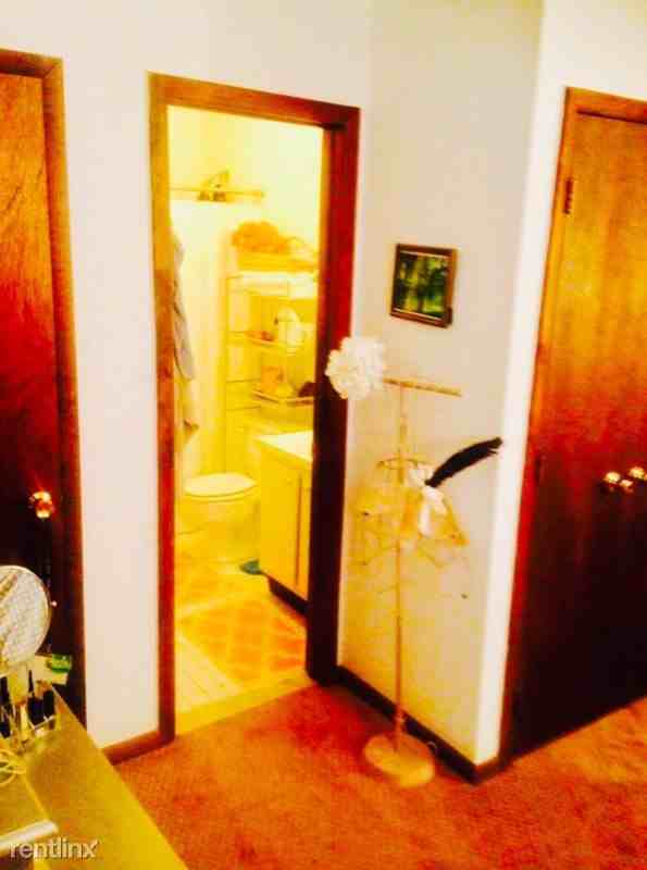 72 Mt Pleasant Ave - Photo 3 of 4