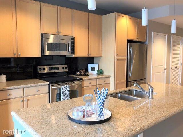 1601 Glenarm Pl #B3 - Photo 3 of 15