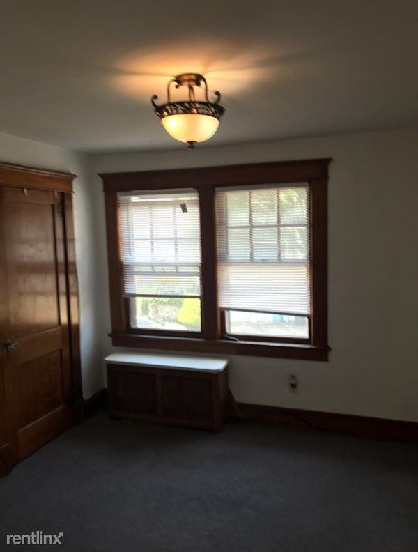 16 Clark St - Photo 3 of 15