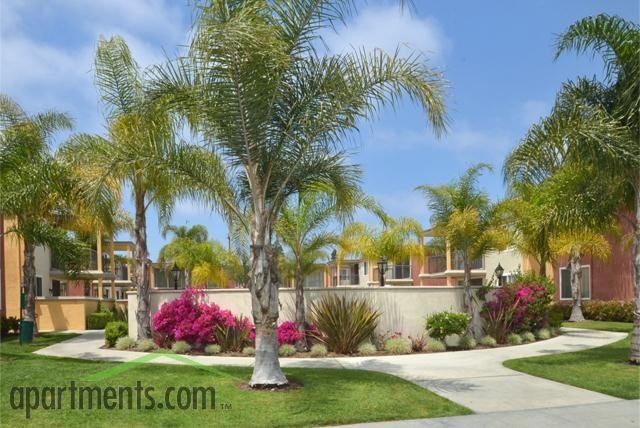 Park Avenue and Beverly Plaza - Photo 3 of 20