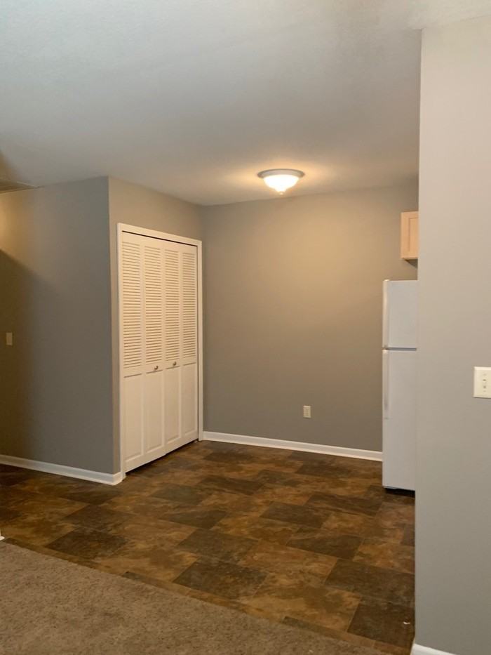 2414 Alma St - Photo 3 of 9