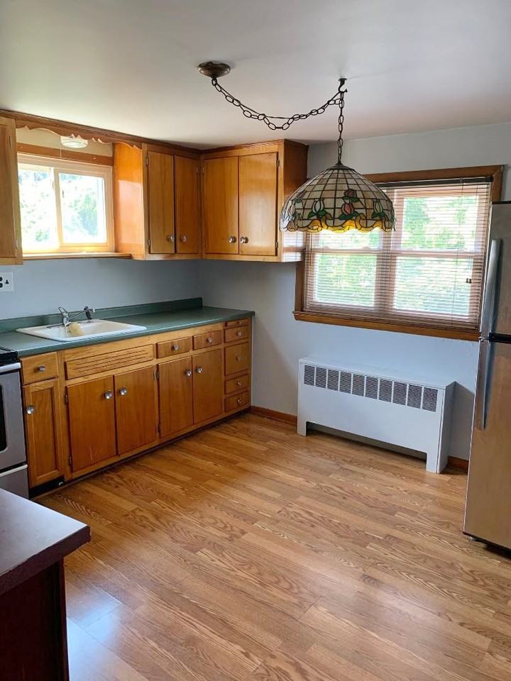 20 Jefferson St - Photo 2 of 8