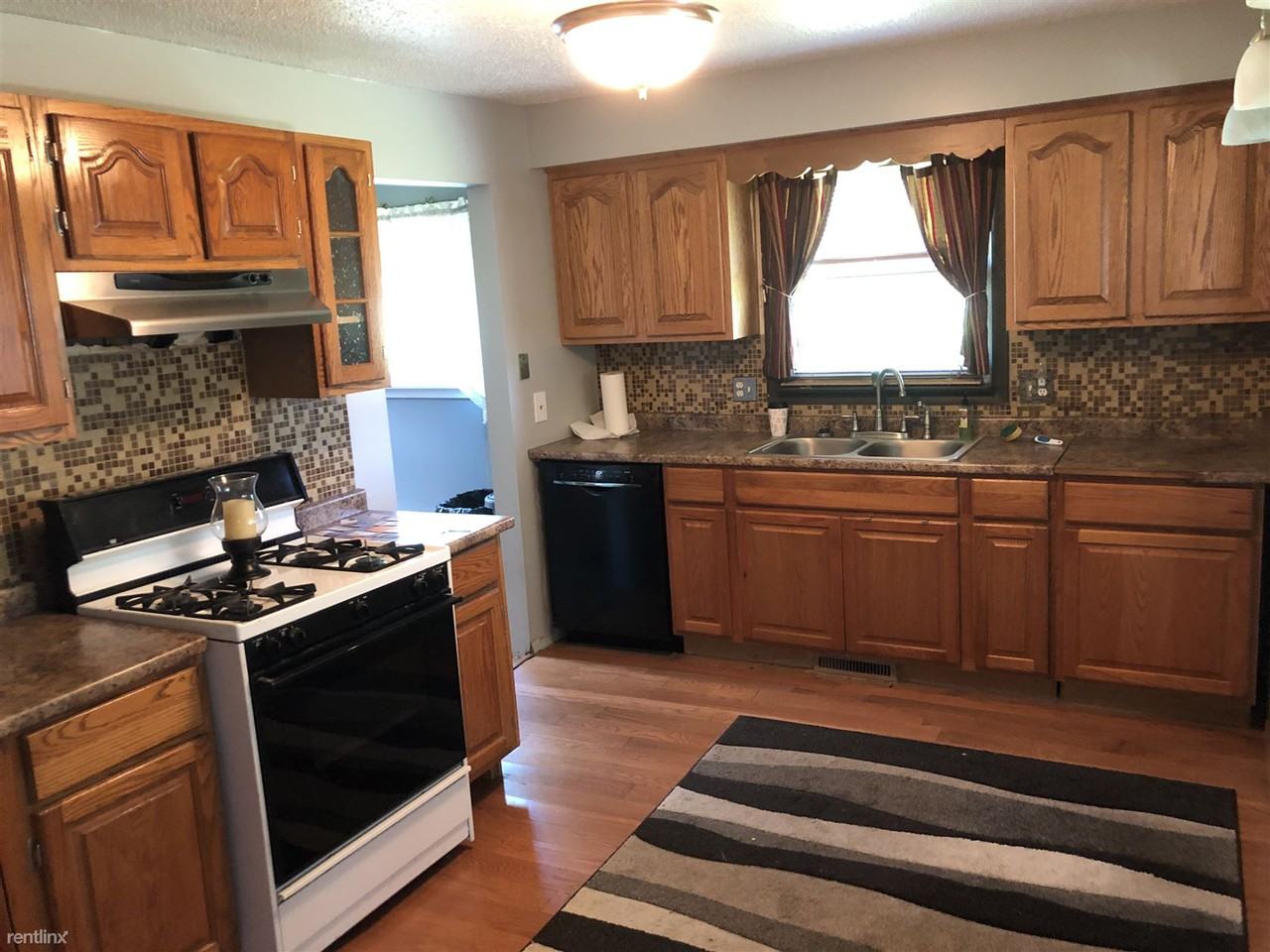 6605 Trinklein Rd - Photo 2 of 10