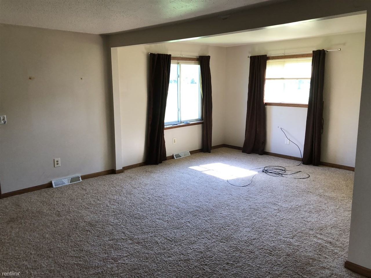6605 Trinklein Rd - Photo 3 of 10