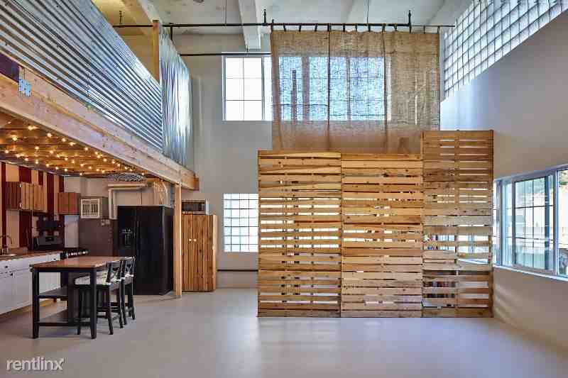 3150 Airport Way S 21-610 #21-610 - Photo 3 of 14