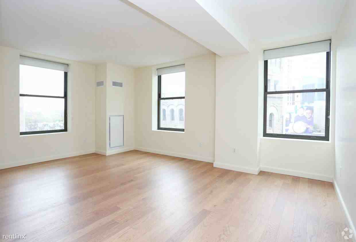 110 Arlington St #130