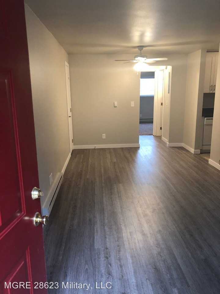 28623 Military Road S - Photo 3 of 9