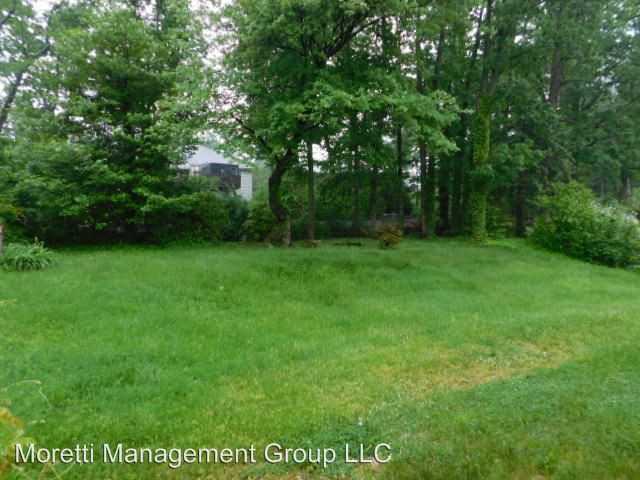 2025 Forest Hill Dr - Photo 2 of 23