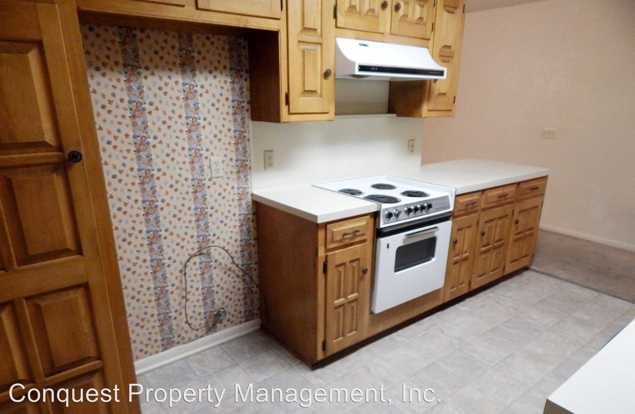 4402 Edinburgh Dr - Photo 3 of 20