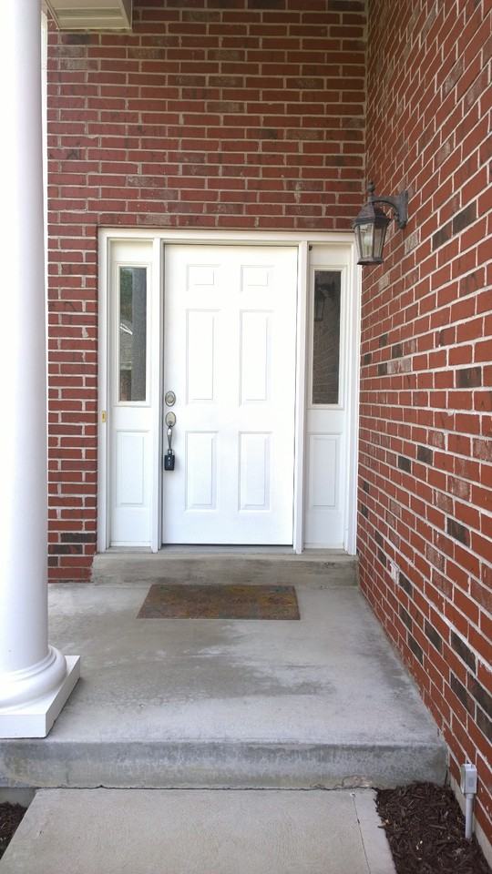 8918 Hilltop Manor Dr. - Photo 3 of 46