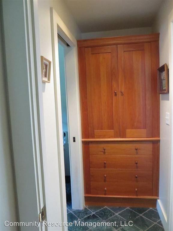 13 Bank St - Photo 2 of 33