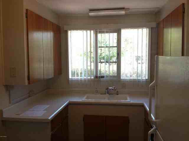 3001 E 17th St - Photo 5 of 23