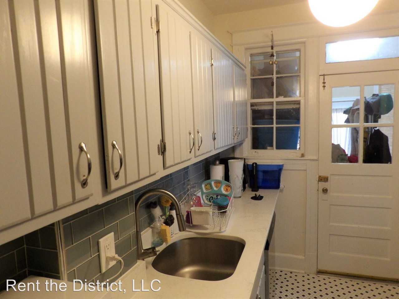 4433 Fessenden St NW - Photo 3 of 19