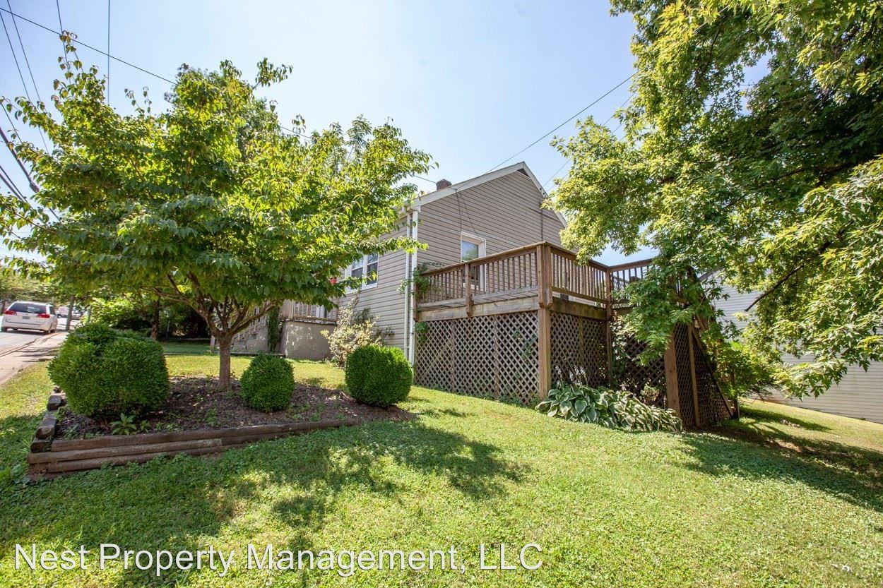 404 Elliott Ave - Photo 2 of 11