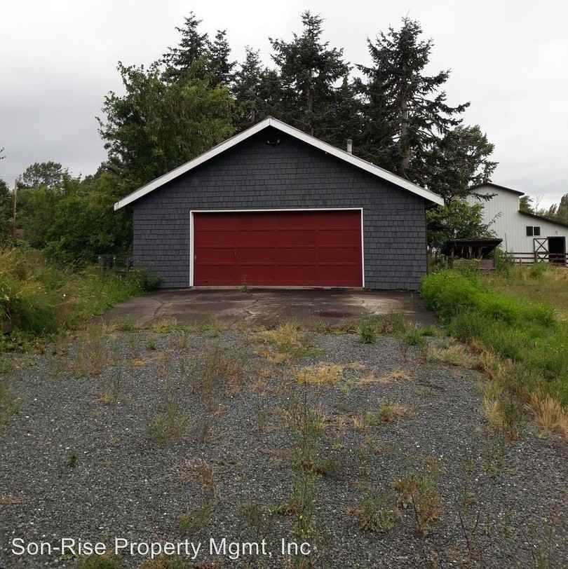 4107 Jones Ln - Photo 3 of 9