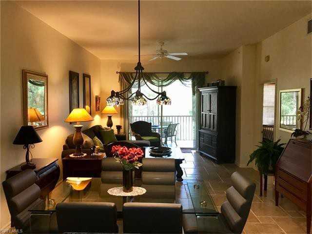 8253 Parkstone Pl - Photo 3 of 12