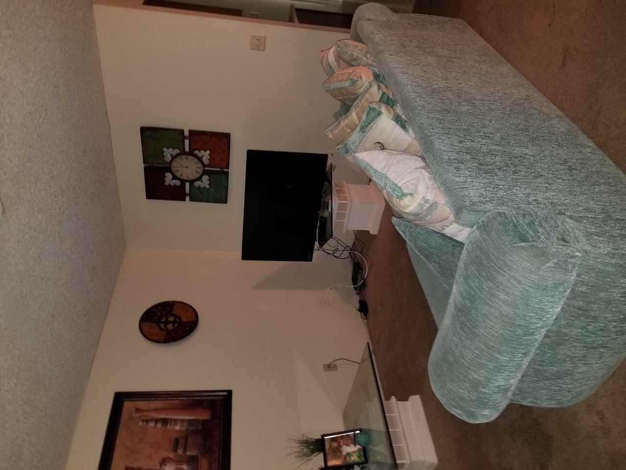 20030 Suncrest Dr - Photo 2 of 10