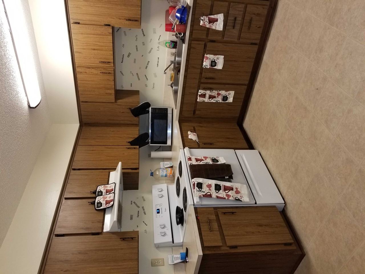 20030 Suncrest Dr - Photo 3 of 10