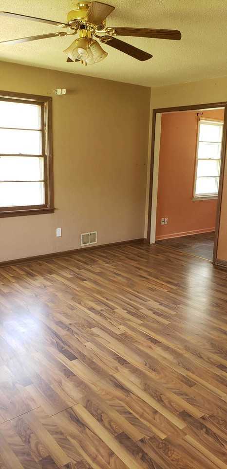 5611 Byrams Ford Rd - Photo 2 of 13