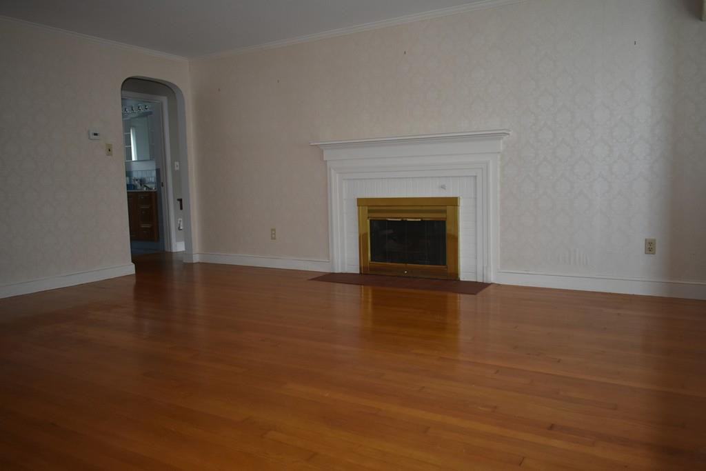 167 Nahanton Ave - Photo 2 of 16