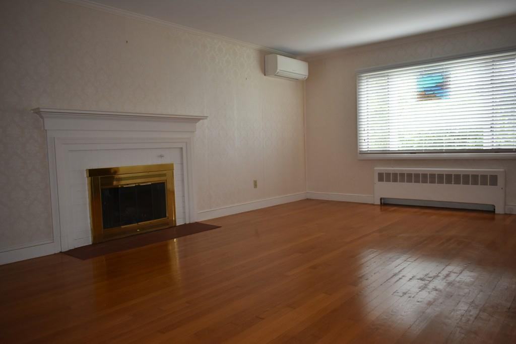 167 Nahanton Ave - Photo 3 of 16