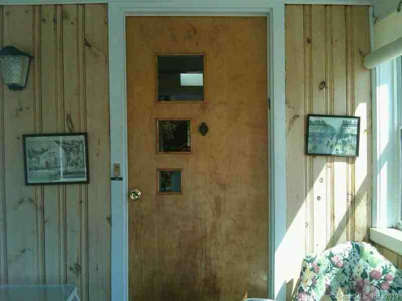 6 Irving Pl - Photo 2 of 20