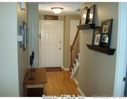 131 Greenwoods Ln - Photo 3 of 17