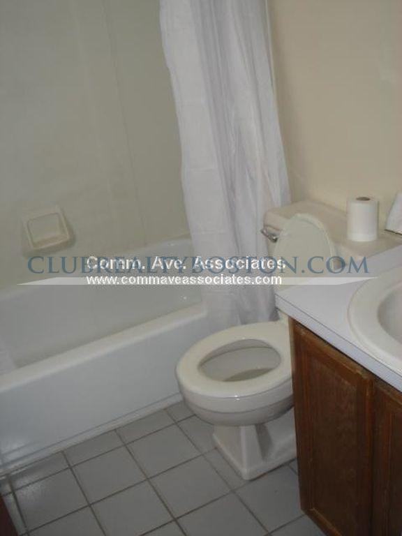 Whites Ave #15 - Photo 3 of 6