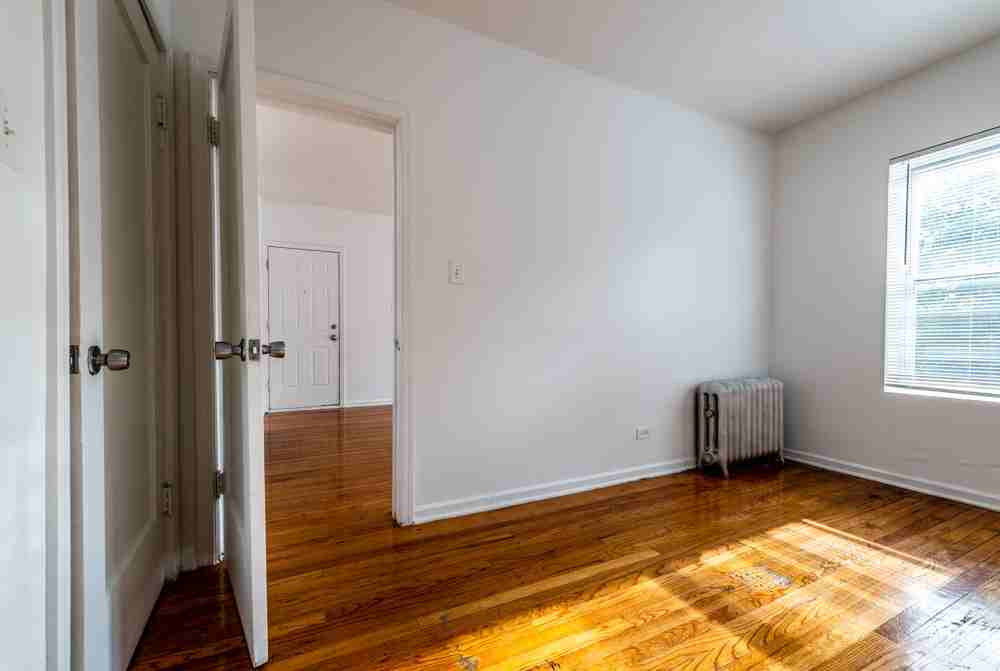 9100 S Dauphin Ave - Photo 3 of 9