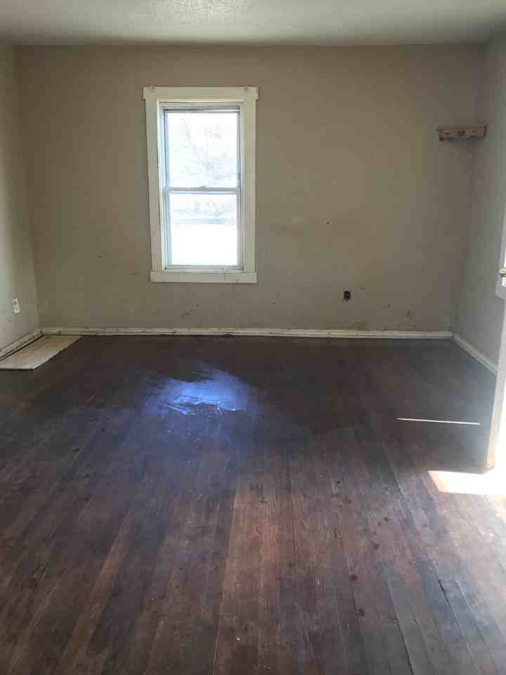 2231 Loren Street - Photo 3 of 6