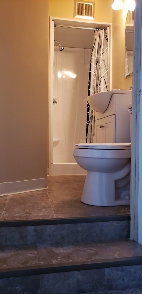 710 Hickory St - Photo 3 of 11