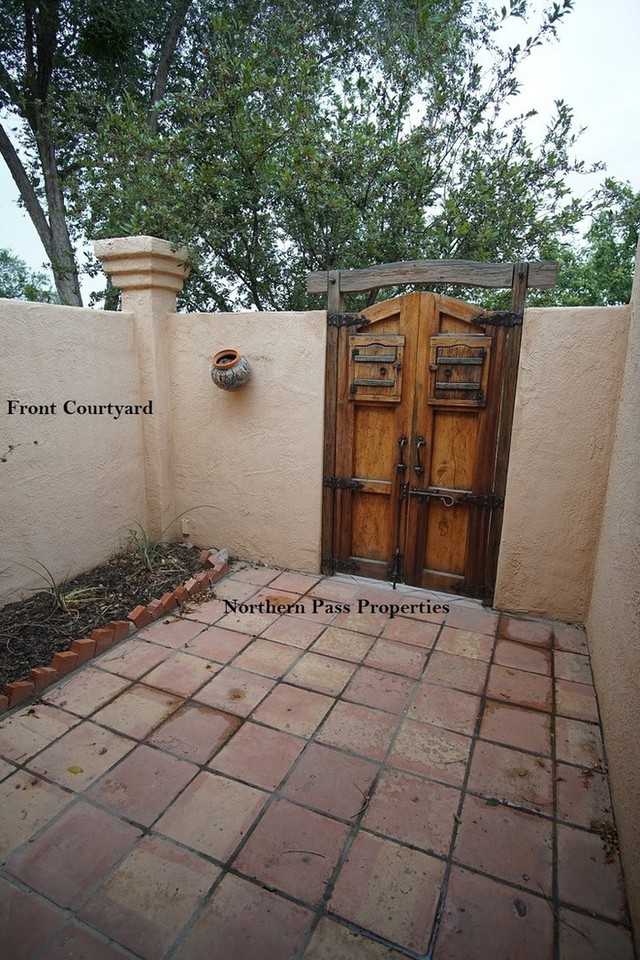 713 West Sunset Road - Photo 3 of 42