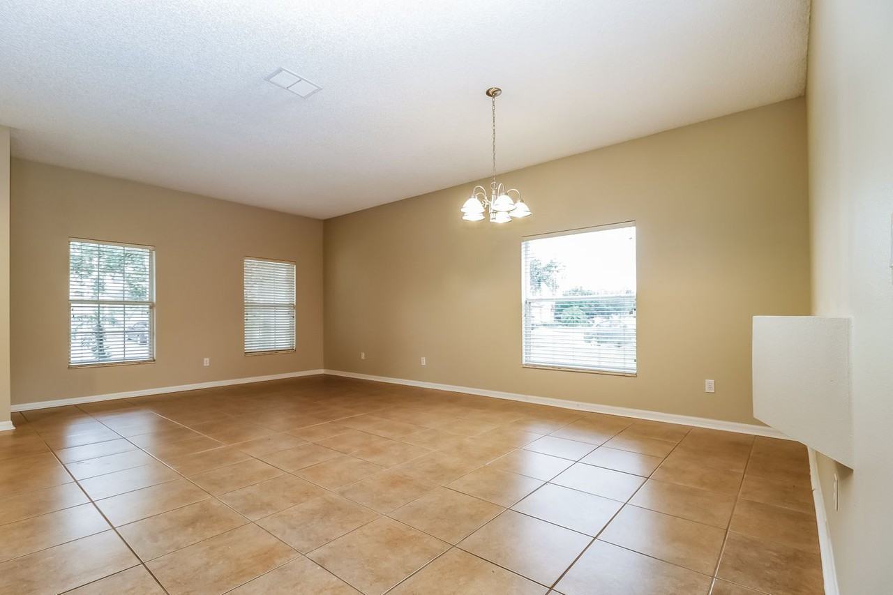 9725 Heron Pointe Dr - Photo 3 of 22