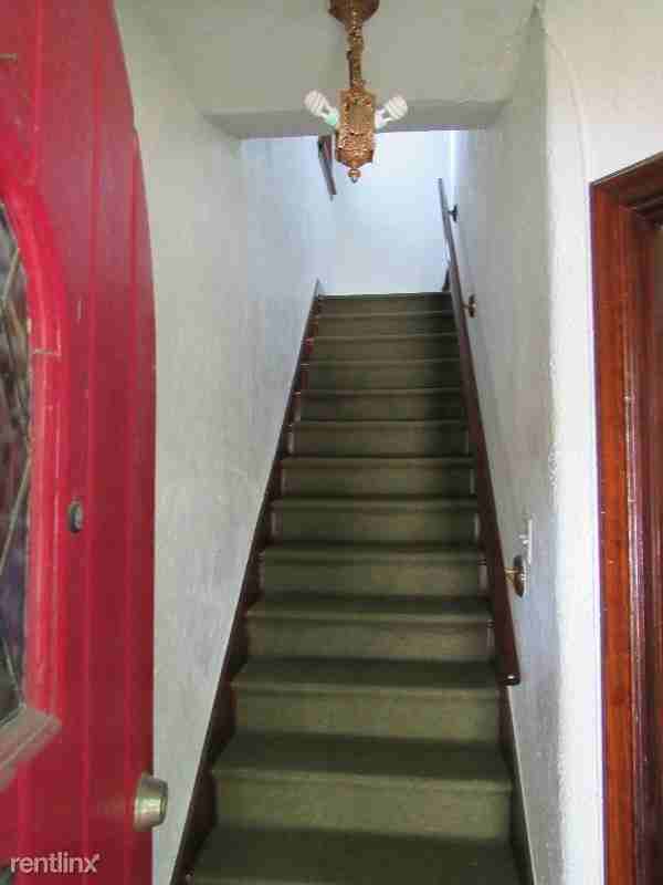 1216 Moorlands Drive 2 - Photo 3 of 15