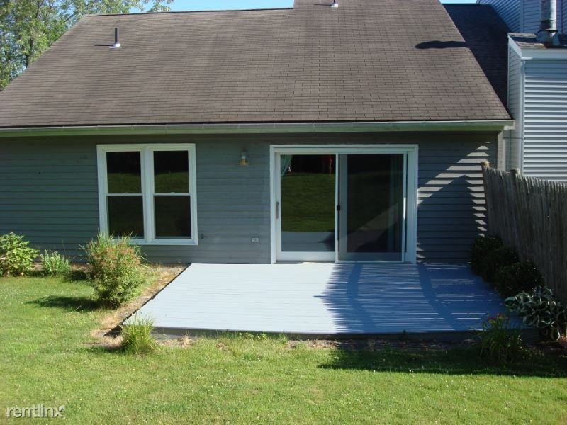 32 Westchester Drive - Photo 2 of 6