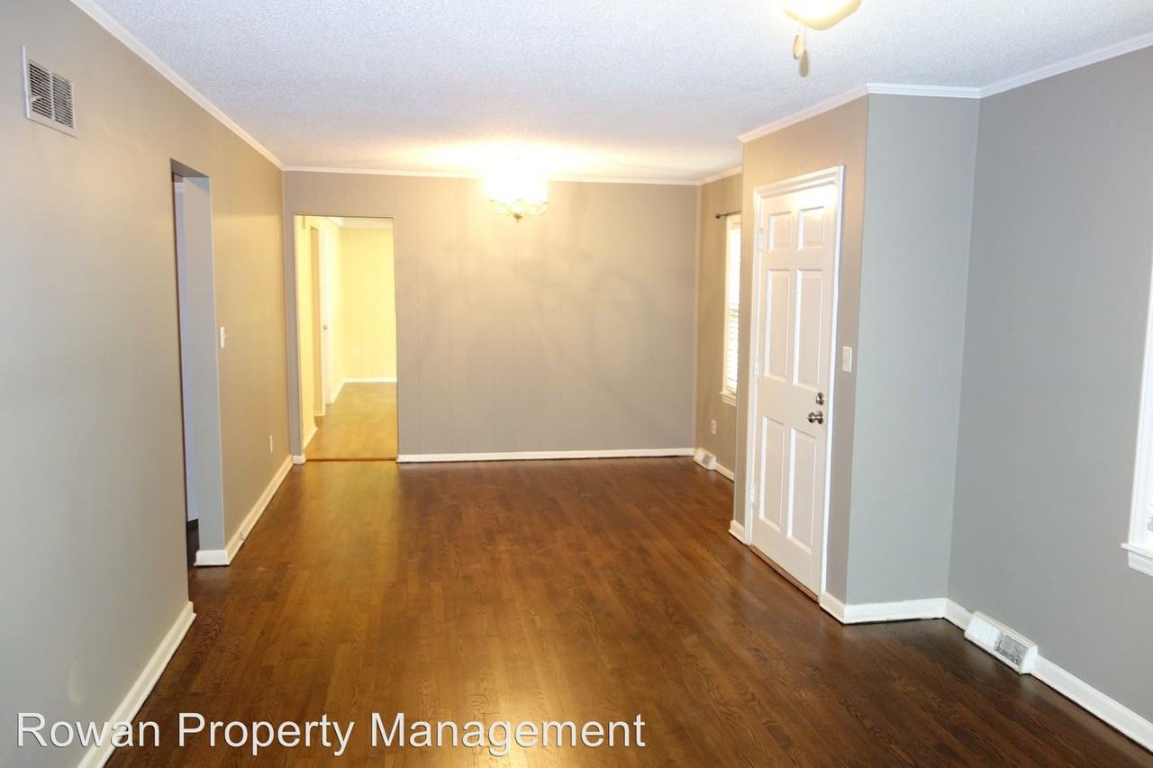 7714 W. 66th Ter - Photo 3 of 15