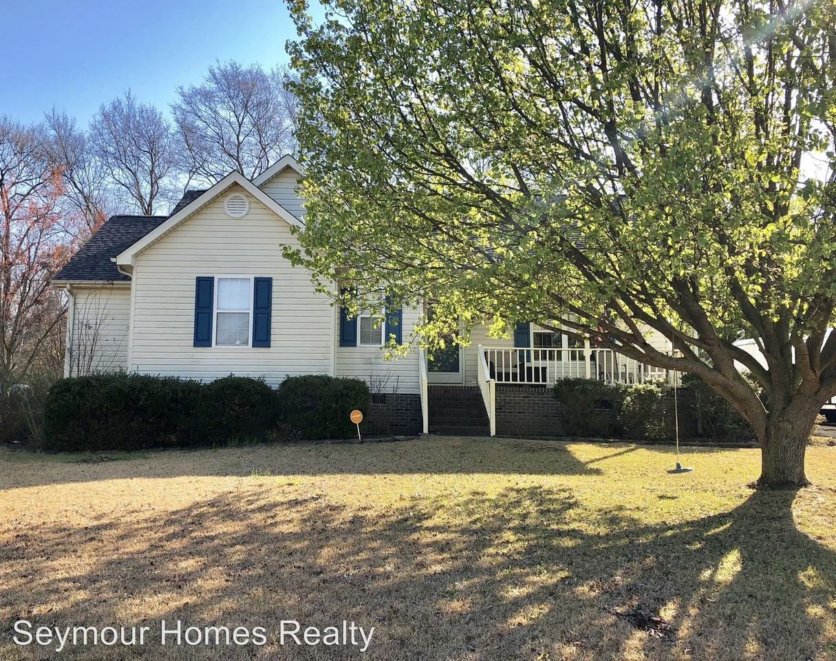 204 Twin Creeks Drive - Photo 2 of 21