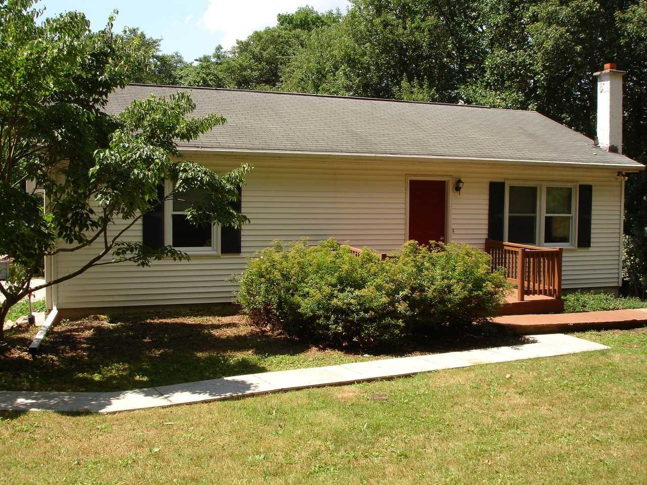 926 Quarry Road #2nd. Floor - Photo 2 of 12
