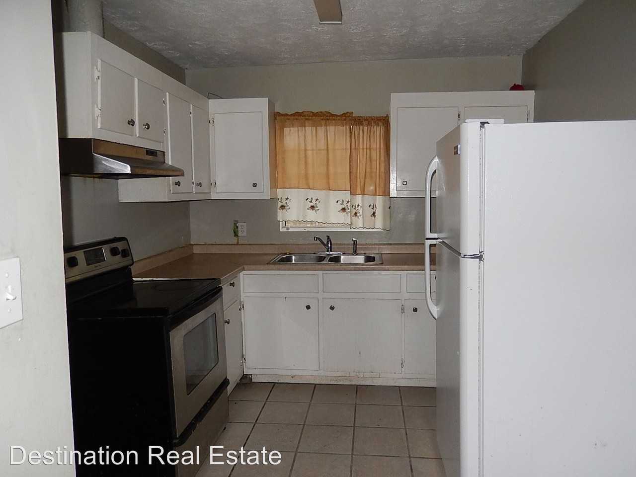 42 Pine Cone Street - Photo 3 of 10