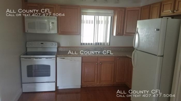 7405 Matchett Rd - Photo 2 of 11