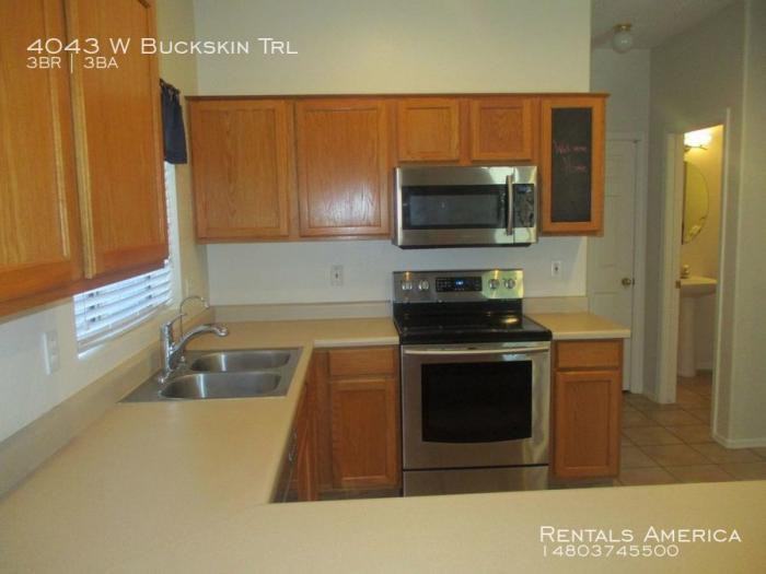 4043 W Buckskin Trl - Photo 3 of 12