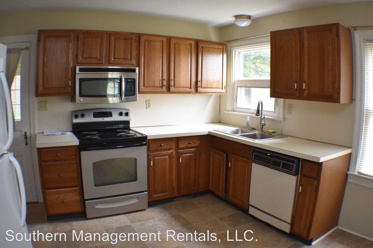 129 Loucks St - Photo 2 of 13