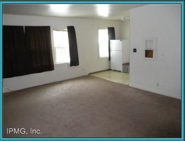 The Charnholm Building 117-119-121 SW 4th Street - Photo 3 of 6