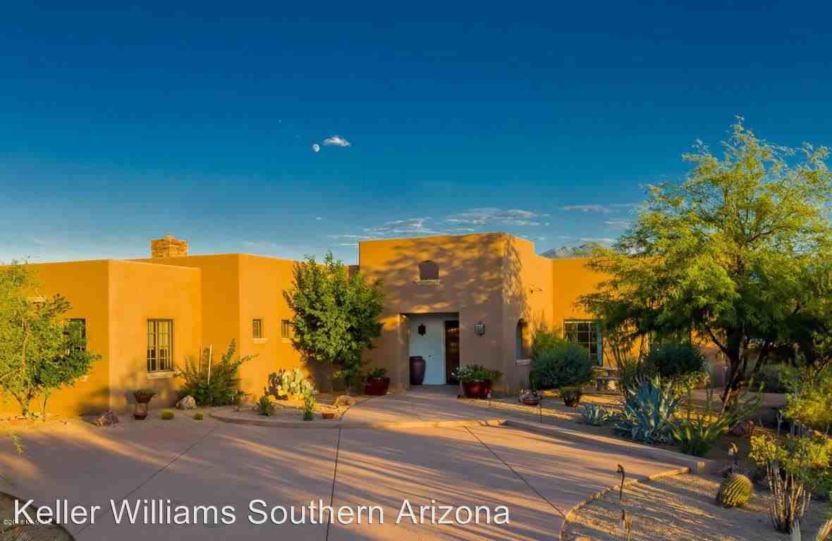 577 E Corte Pasadera Verde - Photo 3 of 41